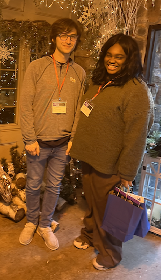 Dominic Sinker and Roishinique Johnson